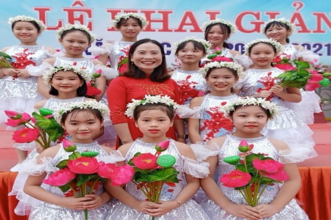 Trường THCS Quang Trung, TP. Yên Bái, tỉnh Yên Bái: “Ngày hội tiếng Anh”